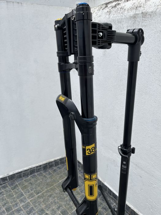 suspensão downhill ohlins dh38 29"