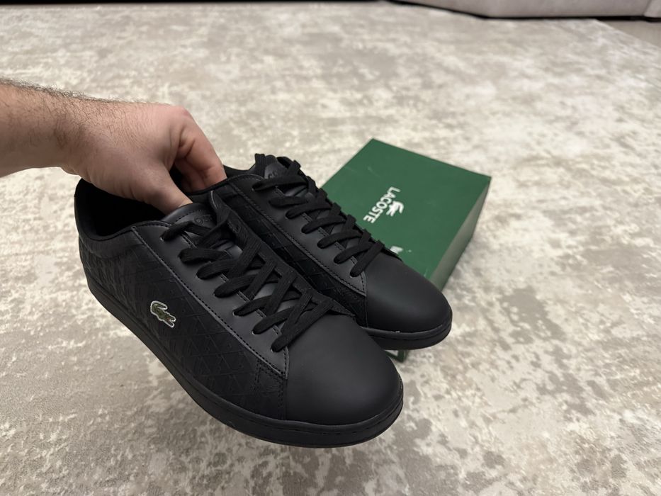 ПРОДАМ: нові оригінальні кеди Lacoste.