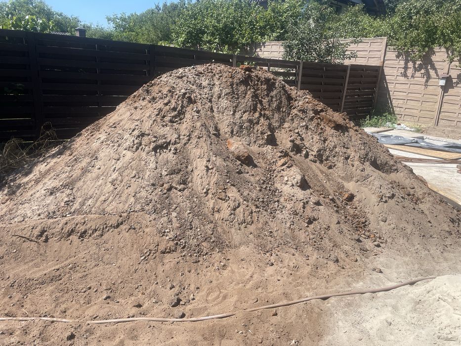 Віддам землю на підсипку