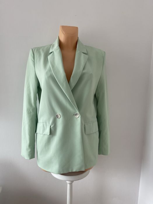 *Bershka* Elegsnvki żakiet  40