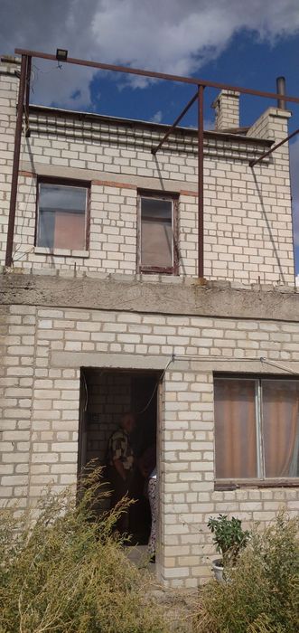 Продам, сдам  дом, с землёй