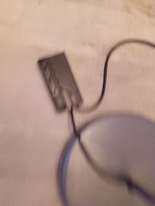 Lampa podłogowa z żarnikiem regulacja natężenia światła