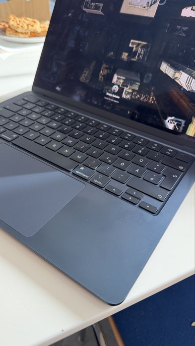 MacBook Air M2 13” 8gb/256gb