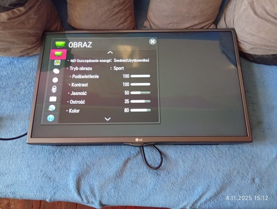 Na sprzedaż sprawny telewizor LG 32".Gratis kabel Ethernet.