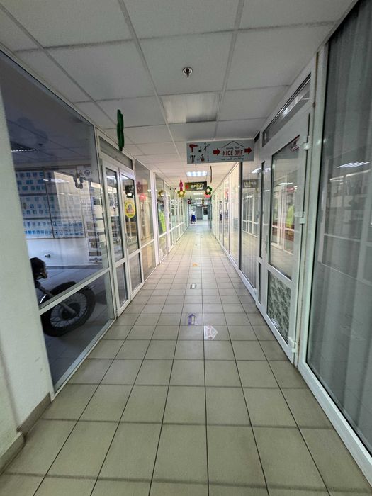 Приміщення в ТЦ по бул. Шевченка