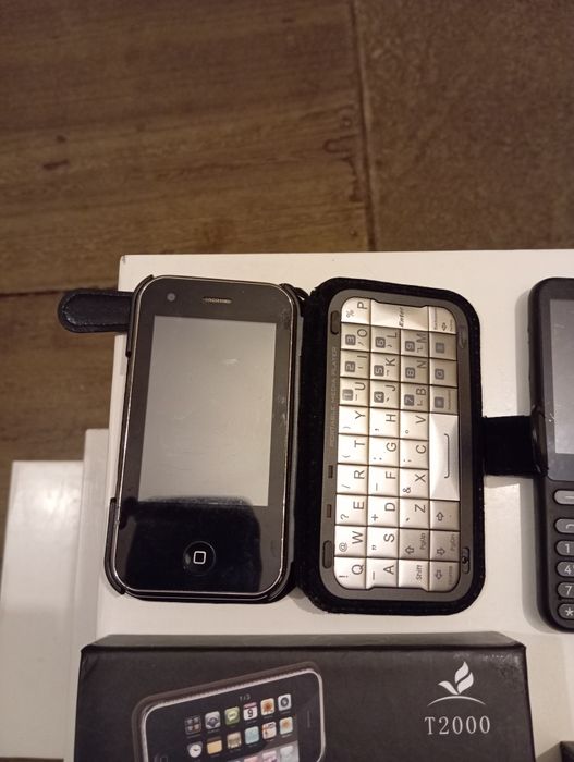 Телефони мобільні