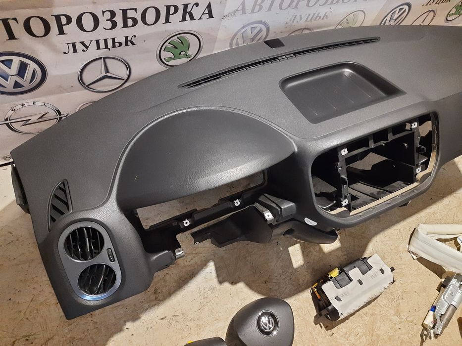 Торпеда Торпеда airbag Фольксваген Тигуан Тігуан  VW TIGUAN