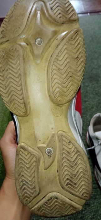 Кросівки 37 розмір