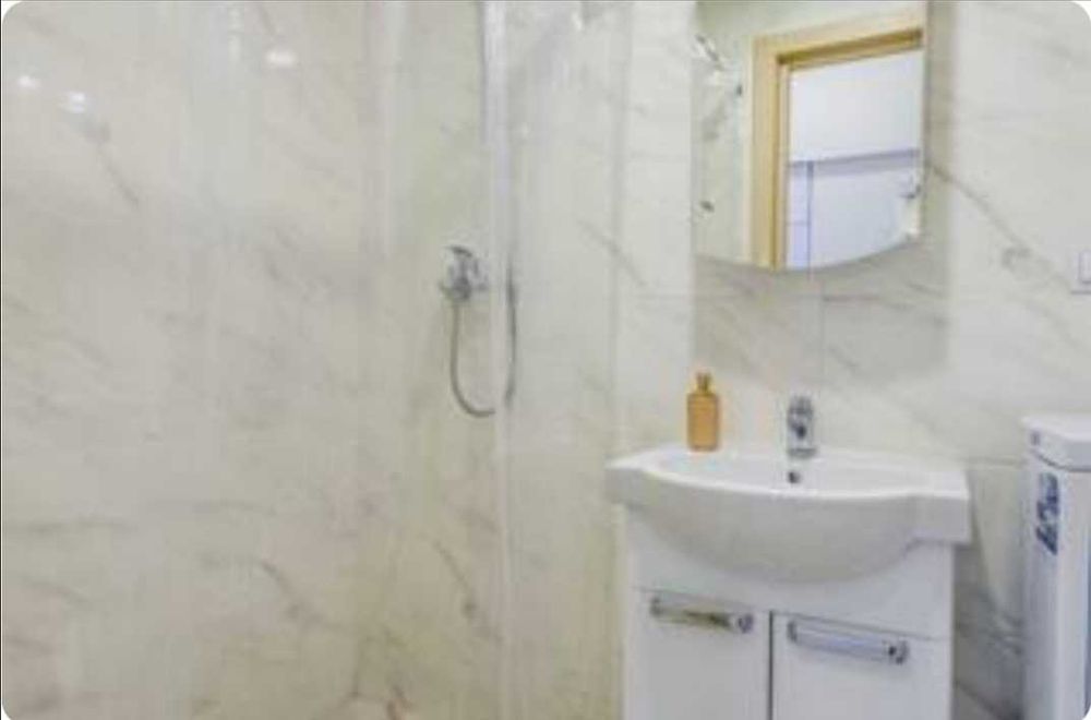 Посуточно SMART House апартаменты-студио метро Берестейская