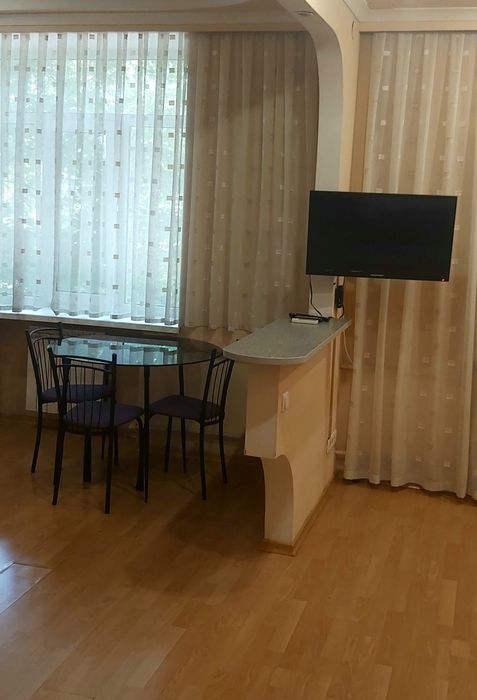 БЕЗ ОТКЛЮЧЕНИЙ СВЕТА. Посуточно, почасово. Центр