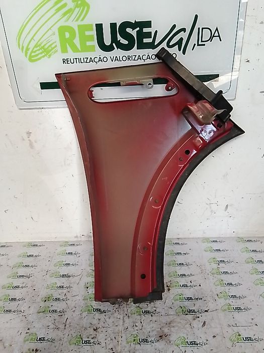 Guarda-lamas esquerdo MINI Mini (R50, R53)