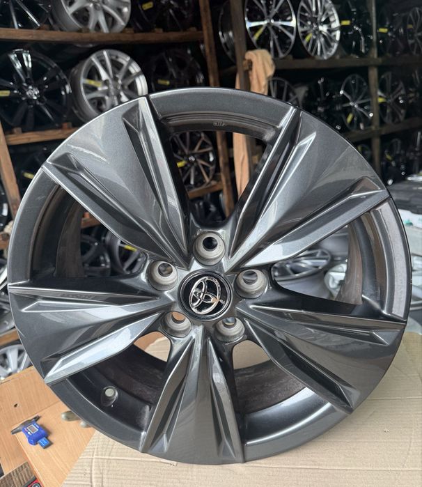 Ном 170 99 диски  оригінал Toyota camry 70 rav4 avalon Lexus is es gs 5 114,3 r17