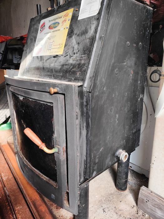 Kominek z płaszczem wodnym  18kw i 20kw