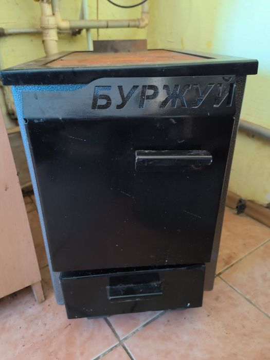 Твердопаливний котел з водяним контуром БУРЖУЙ КП-10