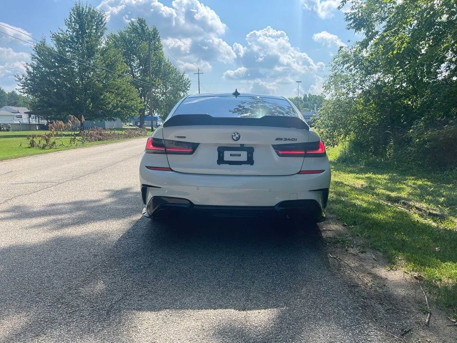 BMW M340i      2021