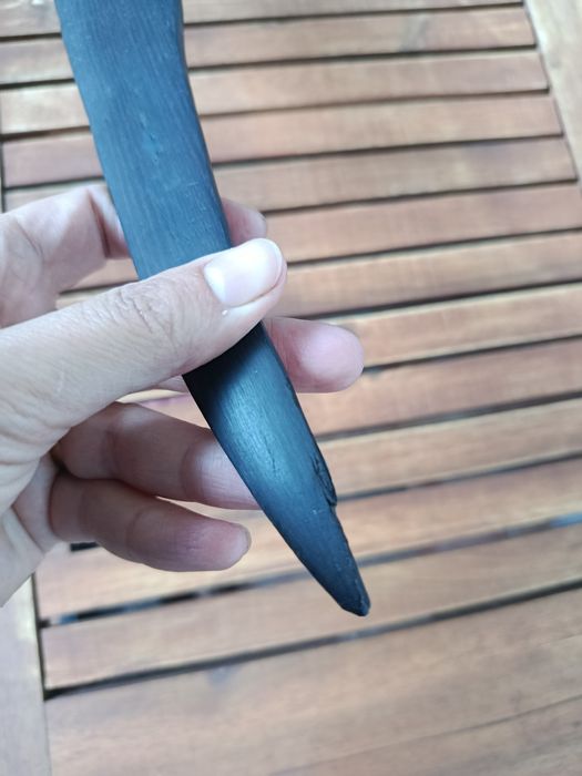 Espada de madeira vintage africana