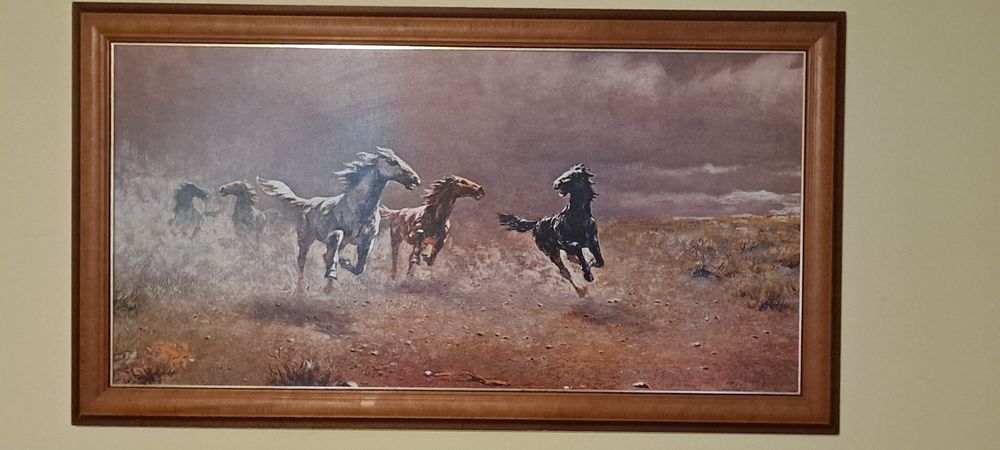 Obraz malowany konie na płycie.