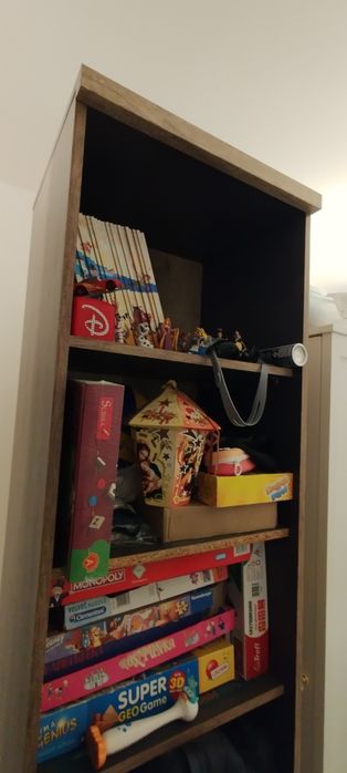 Komoda młodzieżowa plus regał