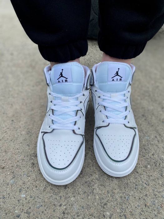 Buty Nike Air Jordan 1 Mid Iridescent White 36-40 damskie trampki