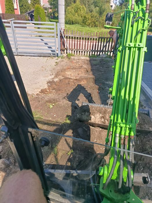 Piasek żwir pospółka ziemia kamienie beton minikoparka
