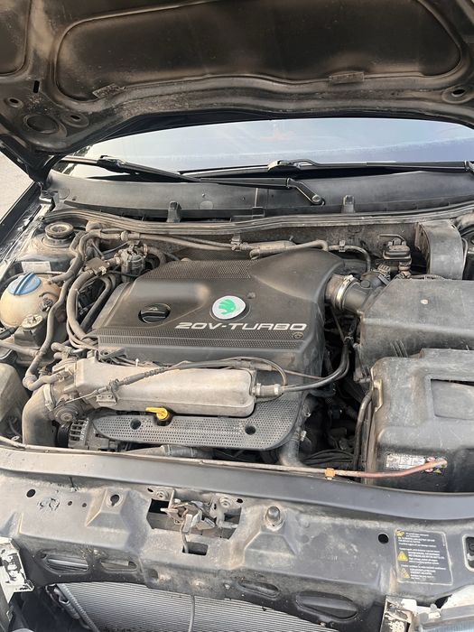 SKODA oktavia тур 1.8 турбо