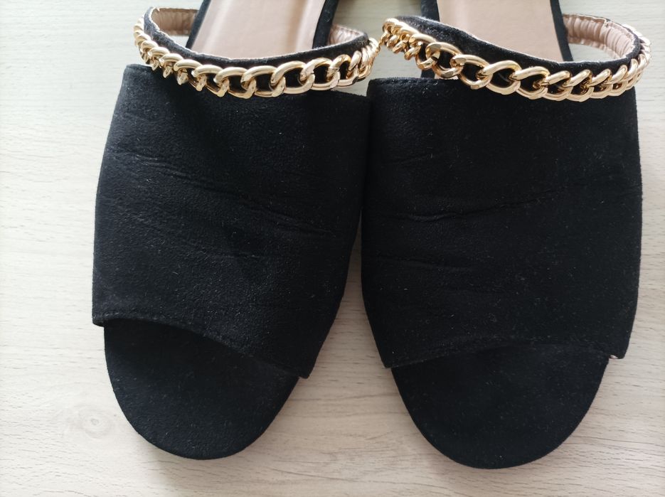 Klapki firmy DUNNES rozm. 40 jak nowe