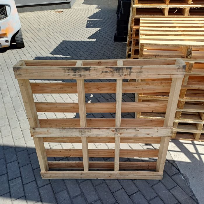 Sprzedam palety drewniane 110 /110