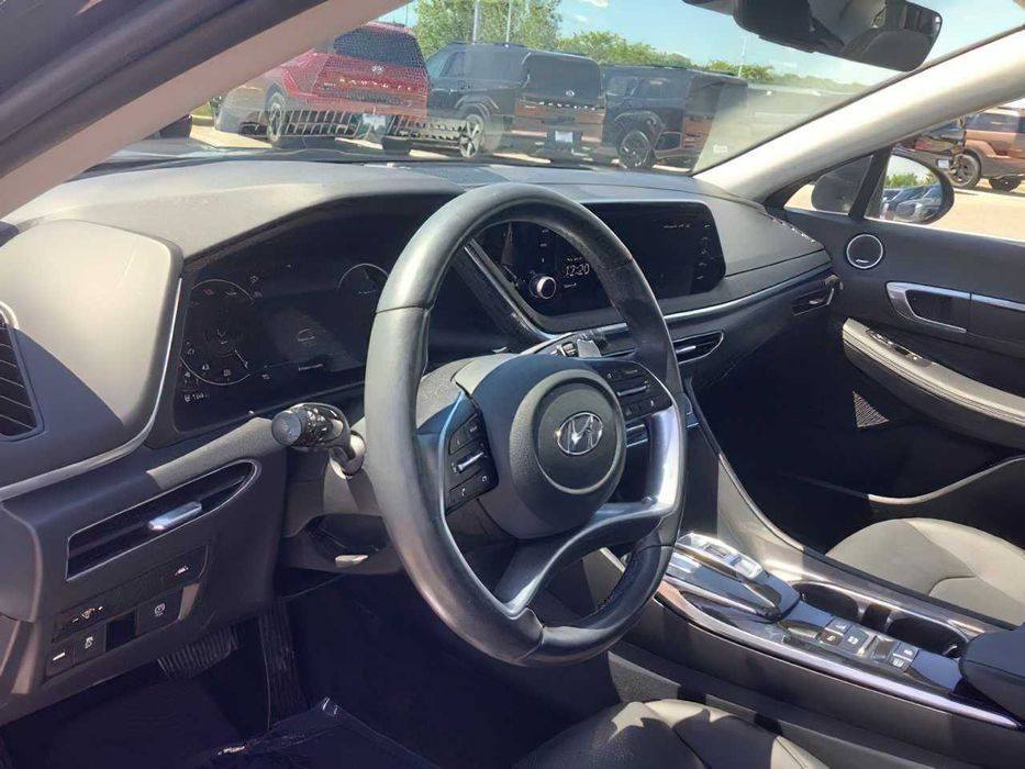 Hyundai Sonata Limited      2023