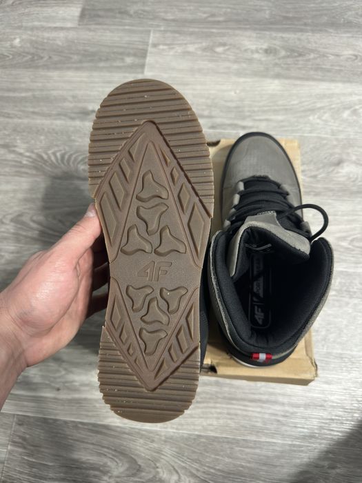 Зимние ботинки 4F Польша 42 размер