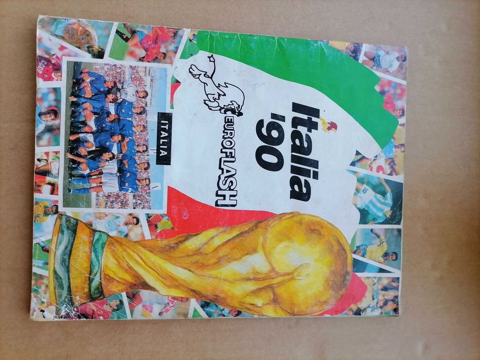 Caderneta Cromos ITÁLIA 90 EuroFLASH Edições Manil c/Cromo de Maradona