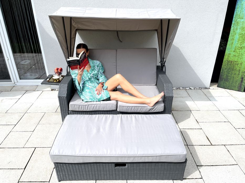 Leżanka CAPRI sofa pufa technorattan brąz lub szary dwuosobowy leżak