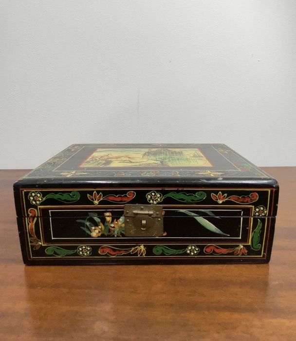 Gurada-jóias oriental.