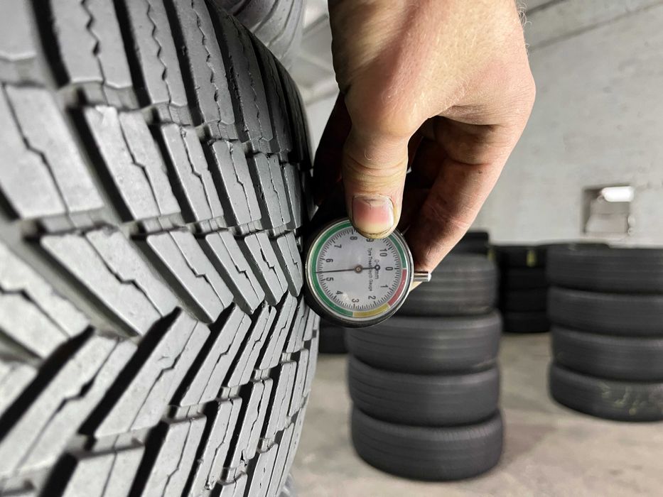 LS1028 Всесезонні шини 235/55r18 Bridgestone WeatherControl A005 р18