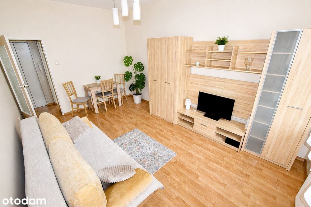 | oddzielna kuchnia | balkon | garaż |