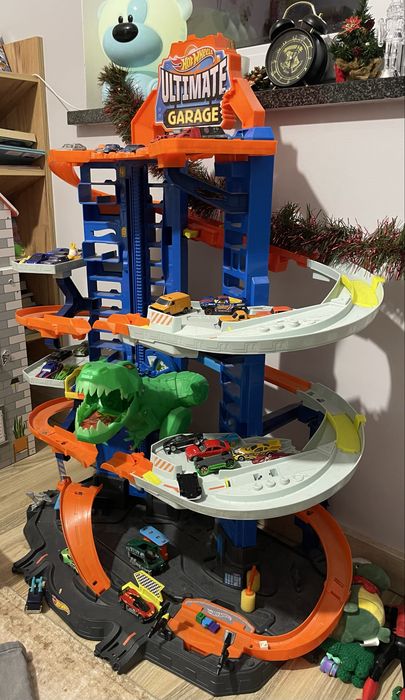 Garaż hot wheels DUZY