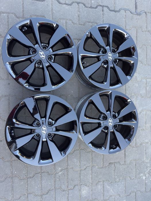 Felgi aluminiowe 16 cali Et 50 4x100 Hyundai I20 czujniki TPMS