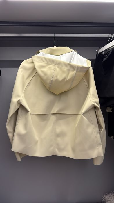 Дощовик Zara новий xs, s