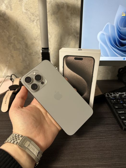 iPhone 15 Pro Max 256Gb • Идеал • Полный комплект • АКБ 84% • Айфон