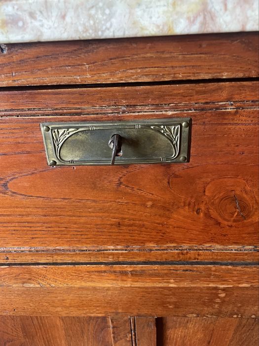 Louceiro de alçado Deco