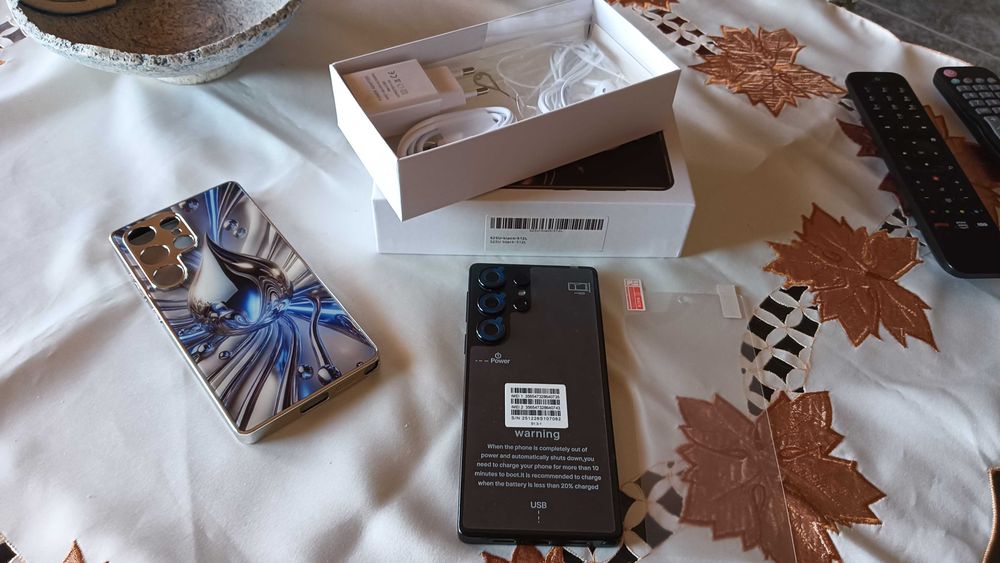 Smartphone(s) UMW S25 Ultra - (Novos)
