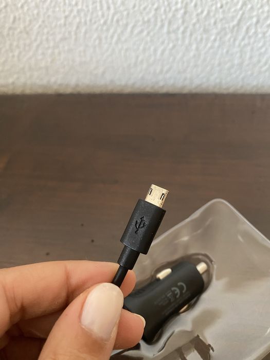 Carregador de Telemóvel para carro