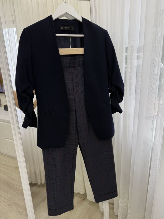 Класичні піджак та штани розмір s турецький виробник DILVIN