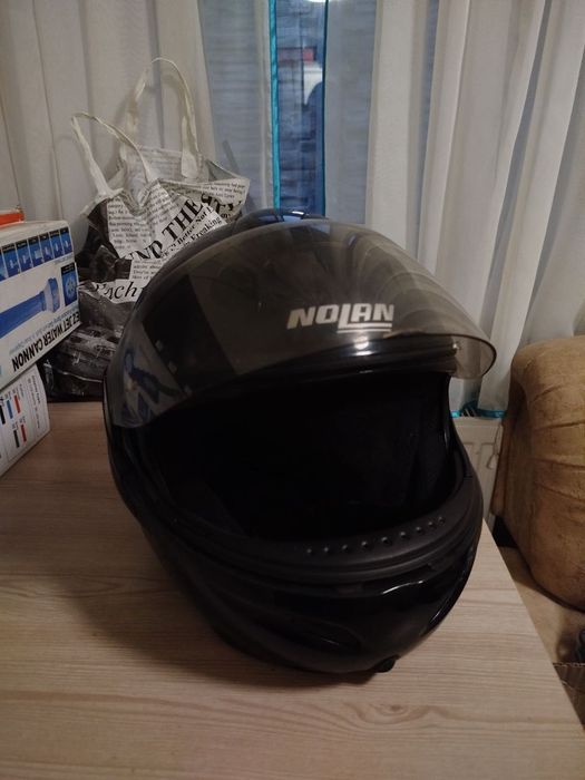 Продам мото шлем