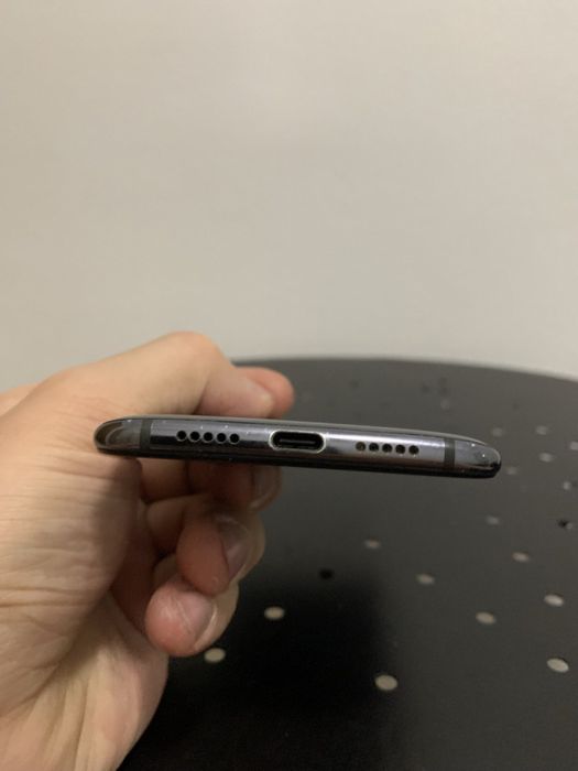 Xiaomi Mi 9 на запчастини