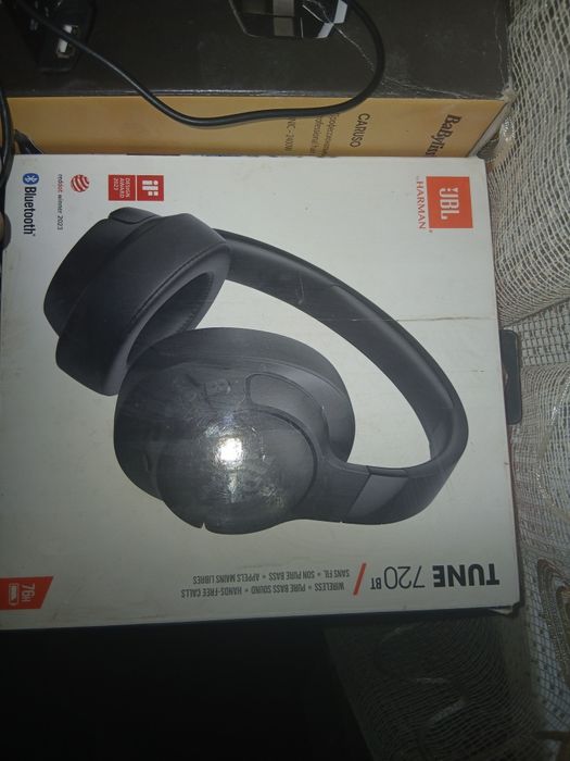 Продам уши  2 шт