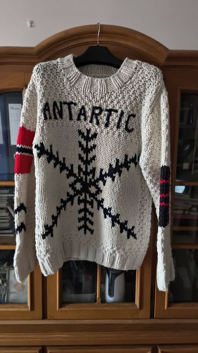Ciepły sweter z domieszką wełny 30% wełna Antartic skandynawski