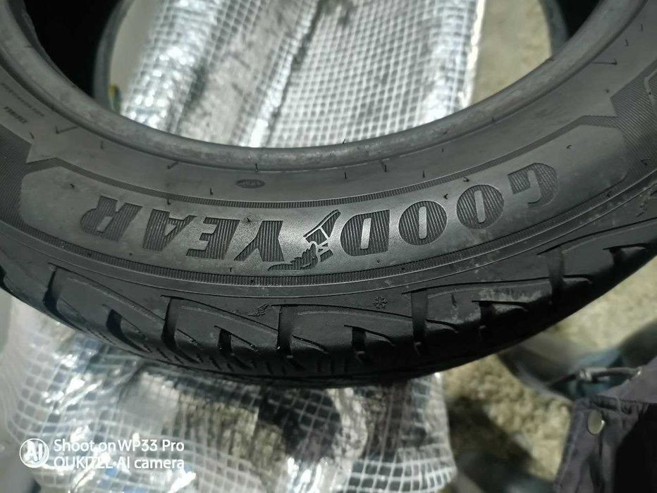 *Шини Goodyear 215/60R17C. 2шт. Зима 2024р (0462)