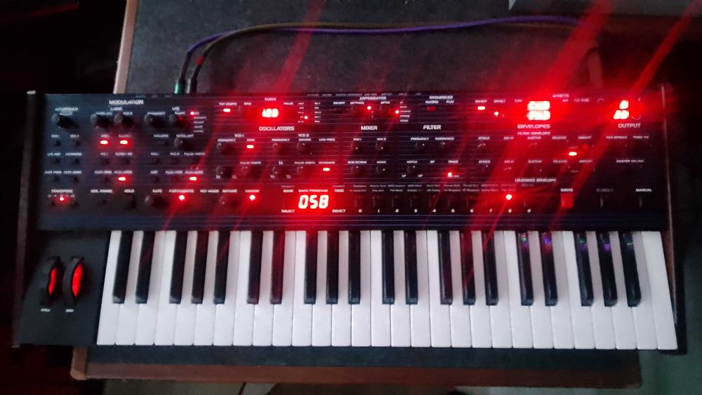 Sequential OB-6 syntezator analogowy jak Oberheim / Prophet