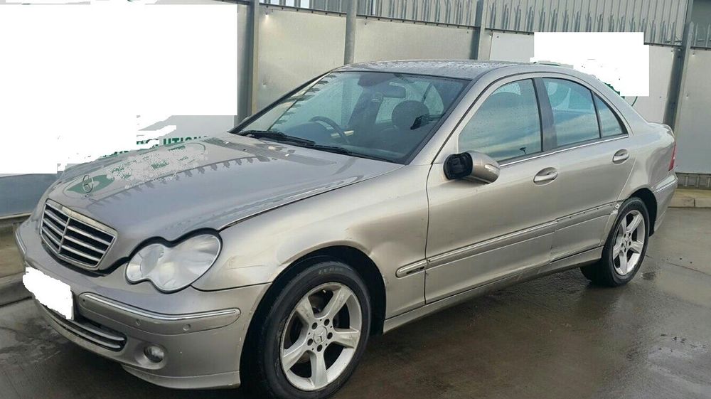 MERCEDES CLASSE C W203 C220 CDI AVANGUARD DE 2006 DISPONÍVEL PARA