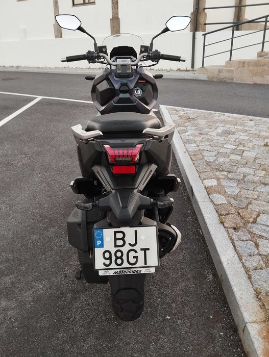 SYM ADX 125 2023 | 12.955 km | Garantia | Muitos Extras – 2.000 € (VENDIDA)